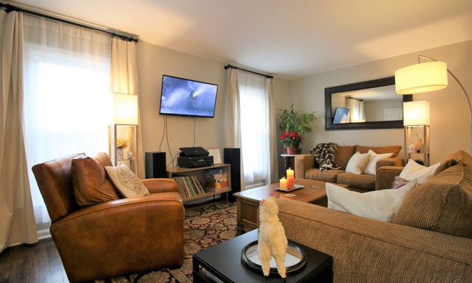 Indianapolis House | Immaculate Mid-Century/Modern SoBro Cottage