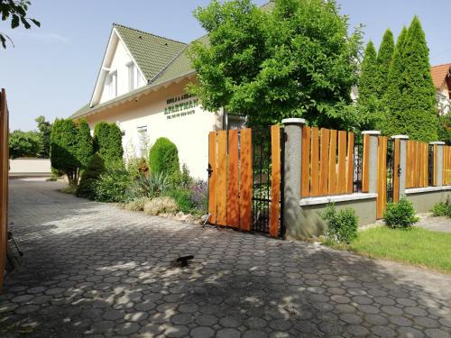Hajduszoboszlo Apartment | Imola És Andrea Apartmanház