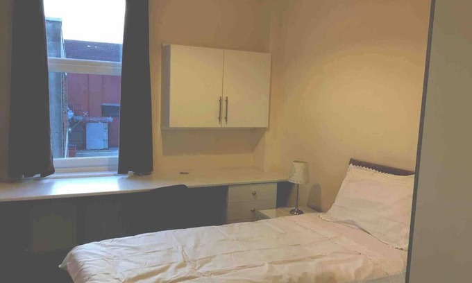 Stockton-on-Tees Apartment | Impeccable 3-Bed Apartment in Stockton-on-Tees