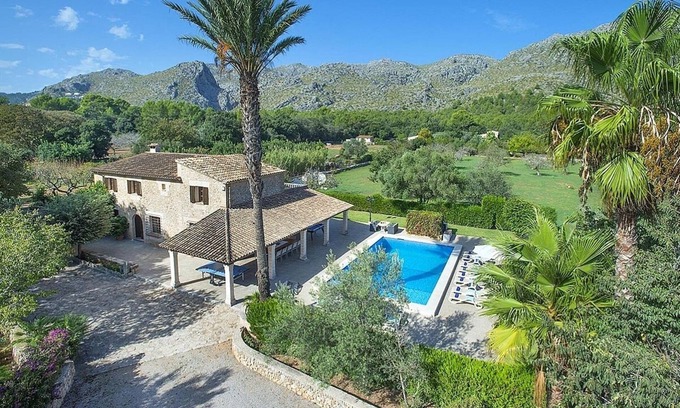 Pollensa Villa | Impressive Country Farmhouse, Private Pool, Superb Mountain Views, 5 minutes to Cala San Vicente!