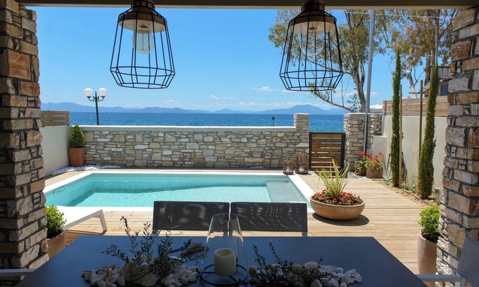 Kato Gatzea Villa | In front of the sea, with private pool, ideal for families and groups