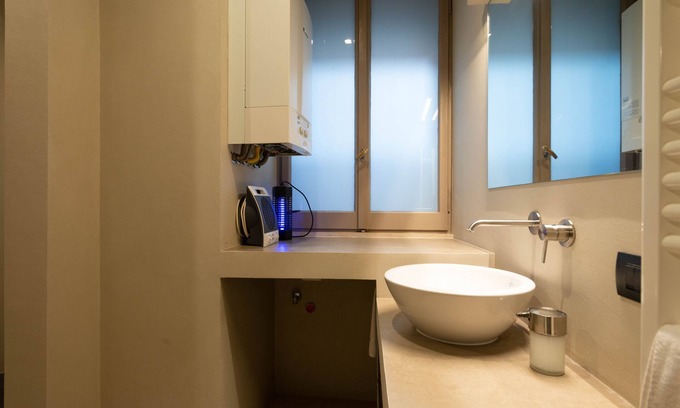 Catania City Centre Apartment | In the heart of Catania, close to Piazza Duomo comfortable one-bedroom apart