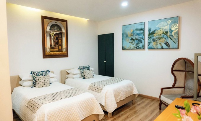Quito Historic Center Bed & Breakfast | In the heart of the historic center within walking distance of museums, churches, cafes, etc.