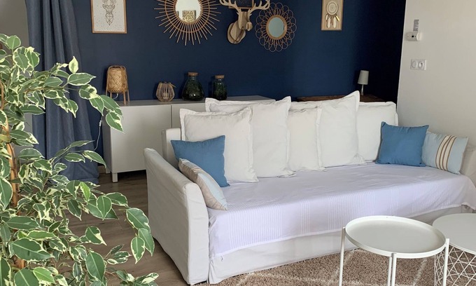 Paimpol Apartment | In the heart of the Paimpolaise city 75 m2 "Le Doris