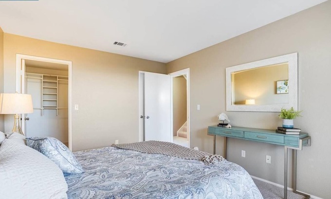 Pittsburg House | Incredible views of the estuary where the delta meets the bay!