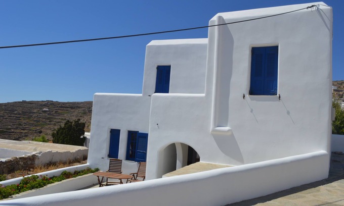 Sikinos House | Independent 8 people house in Chorio, Sikinos island, Kyclades islands, Greece