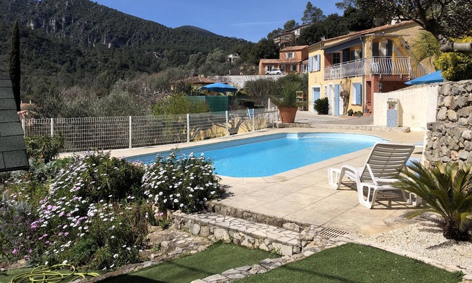 Belgentier Apartment | Independent studio of 32 m² in the olive trees