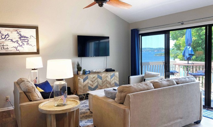 Osage Beach Condo | Indian Pointe Lake View | Pets!