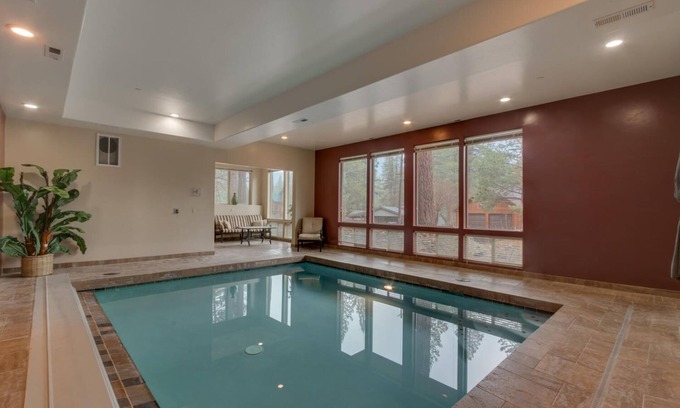 Montgomery Estates House | Indoor Pool, Arcade, Spa, Sauna, AC, Shuffleboard, Pool Table, 5min to Heavenly – Evergreen Estate