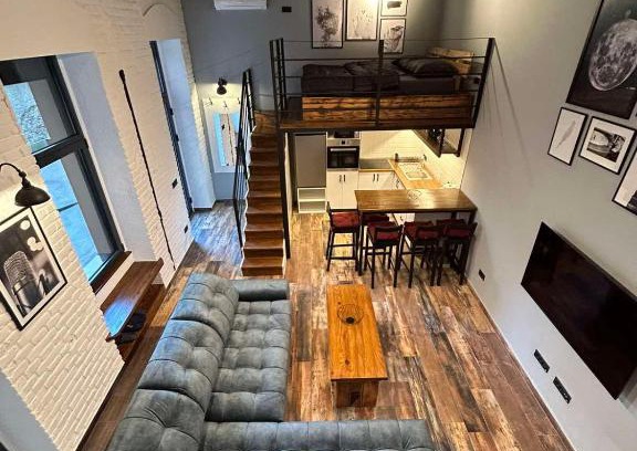 Subotica Apartment | Industrial Studio