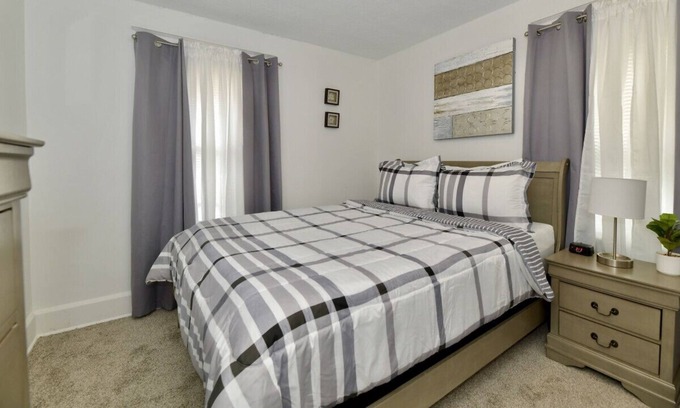 Indianapolis House | Indy's Cozy Nook: Min from Downtown Indianapolis