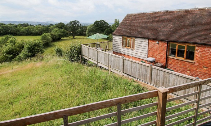 Pontesbury Other | INEFF BARN, family friendly, character holiday cottage in Pontesbury