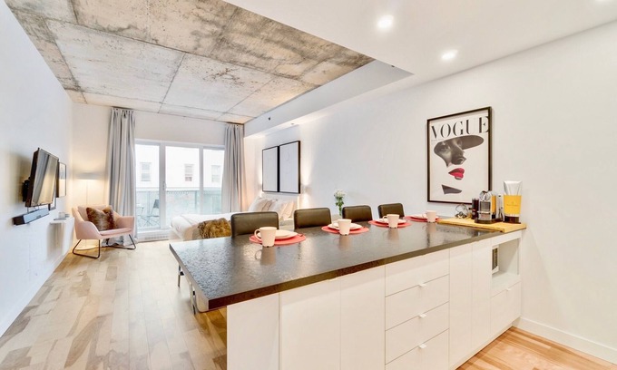 Vieux-Limoilou Apartment | INITIAL | VOGUE HC | Limoilou QC City + FREE PARKING
