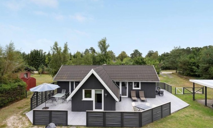 Hou House | "Inka" - 750m from the sea by Interhome
