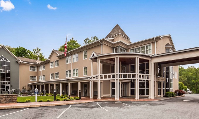 Mendenhall Hotel | Inn at Mendenhall