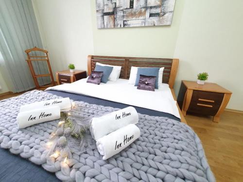 Khreshchatyy Yar Apartment | Inn Home Apartments in Kiev Center