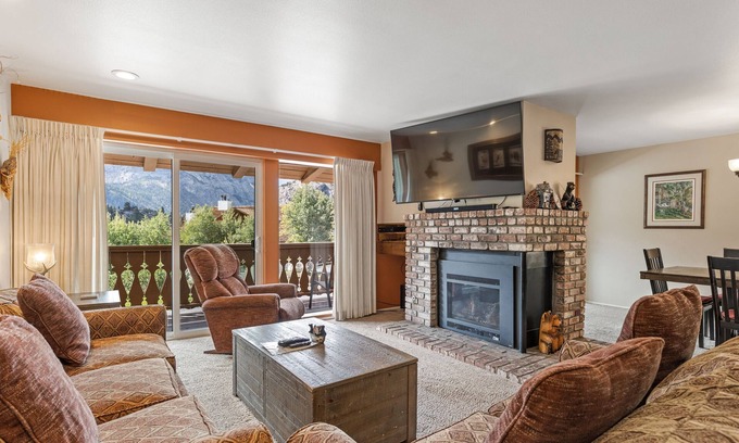 June Lake Condo | Interlaken 21, three-bedroom updated condo