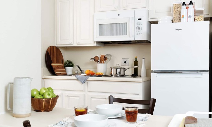 Roswell Apartment | InTown Suites Extended Stay Atlanta GA - Roswell/Alpharetta
