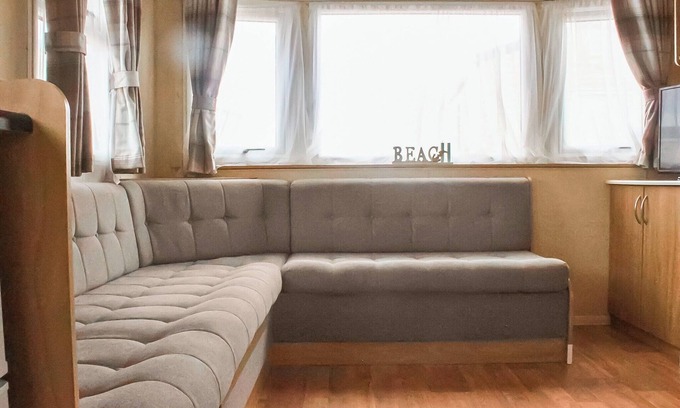 Caister-on-Sea House | Introducing the ABI Vista, a 2-bedroom caravan designed to accommodate up to 6 guests.