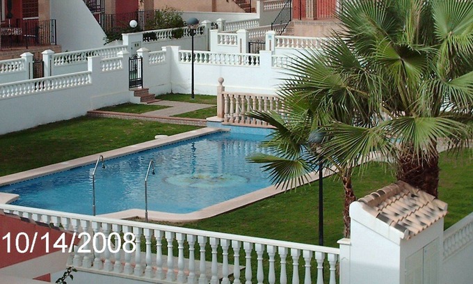 Los Balcones Villa | Inviting 3-Bed Villa in Torrievieja. Costablanca