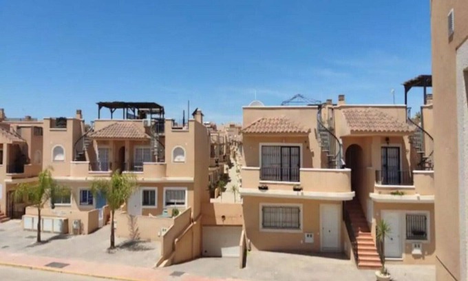 Palomares House | Inviting holiday home with pool