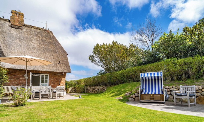 Keitum House | Inviting vacation home Daanshoog in a rural location on Sylt