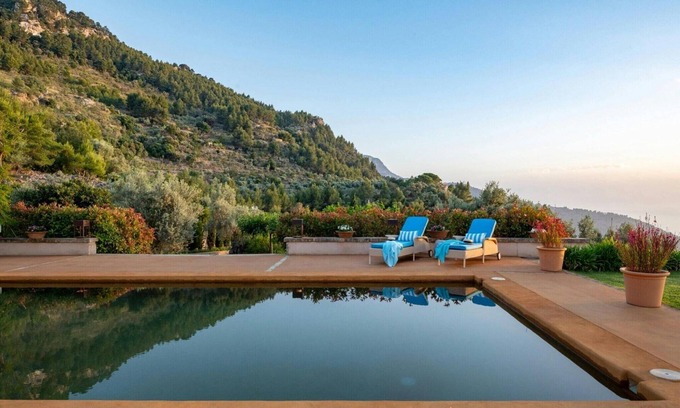 San Jose House | Inviting villa with private pool
