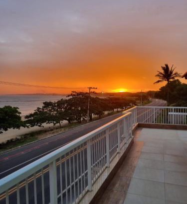 Meaipe Apartment | Ipê Amarelo - Frente ao Mar na Praia de Meaípe, Guarapari