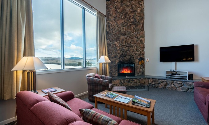 Lake Placid Condo | Iroquois Lodge u7 - Walk to Main st./Mountain View