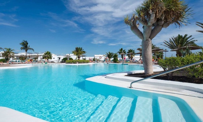 Matagorda Apartment | ISholidays Costa Sal Lanzarote Apt pet-friendly
