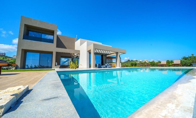 Kato Stalos Villa | ISKIOS Premium