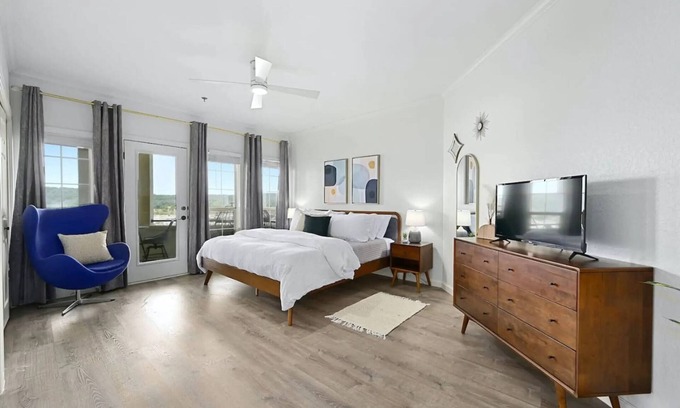 Lago Vista Condo | Island Breeze | 2 Bed, 1 Bath