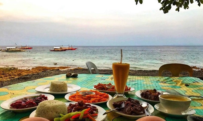 Oslob Hotel | Island Front Bangcogon Resort and Restaurant