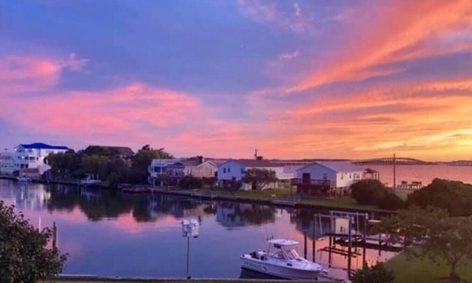 Nags Head House | Island Haven - Hot Tub & Beautiful Water Views