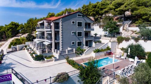 Milna Apartment | Island Hvar Seaside Villa Levanda with Beach, Pool & Seaview