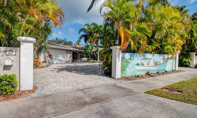 Vero Beach House | ISLAND LIVING ON CANAL