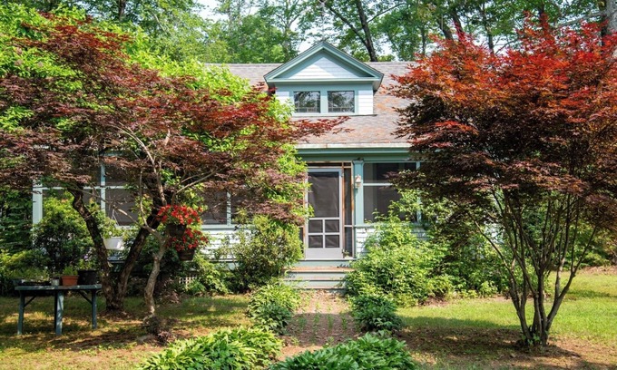 Kezar Falls House | Island Paradise: Historic Cottage, Waterfalls, Great Swimming!