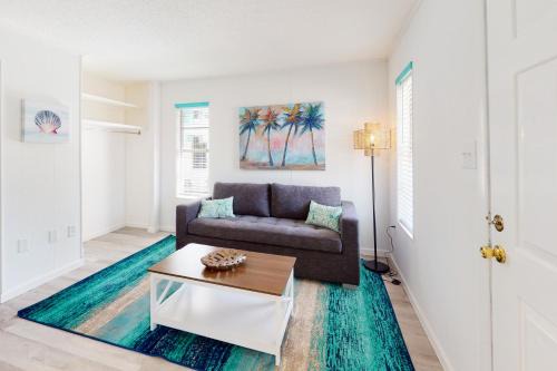 Gulf Shores Apartment | Island Villa 11