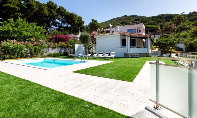 Torre delle Stelle Villa | Exclusive villa with private pool and panoramic suite 100 meters from sea