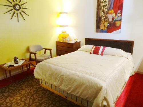 North Bend Hotel | Itty Bitty Inn