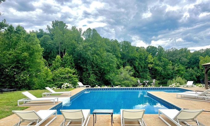 Batesville House | Ivy Retreat | Heated Saltwater Pool & Hot Tub