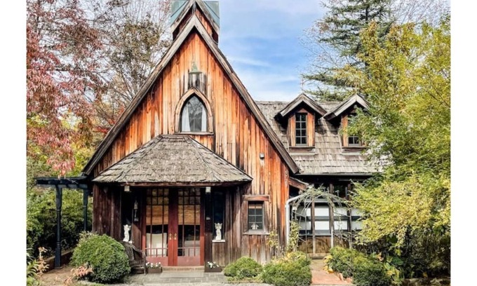 Batesville Cabin | Ivy Rose Cottage nestled b/t Cville & Vineyards