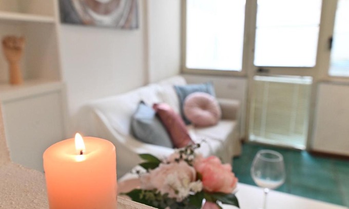 Cagliari Apartment | IzzHome City Love