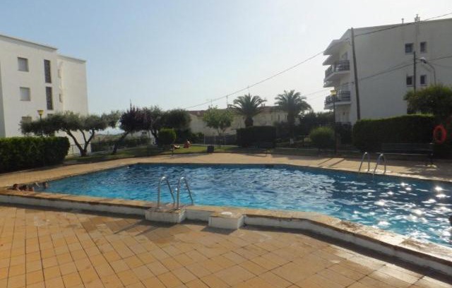 Roses Town Center Apartment | J&V Luxemburgo 3