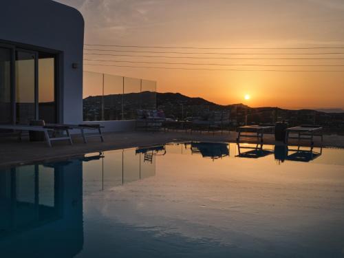 Psarou Villa | J View Villa Mykonos