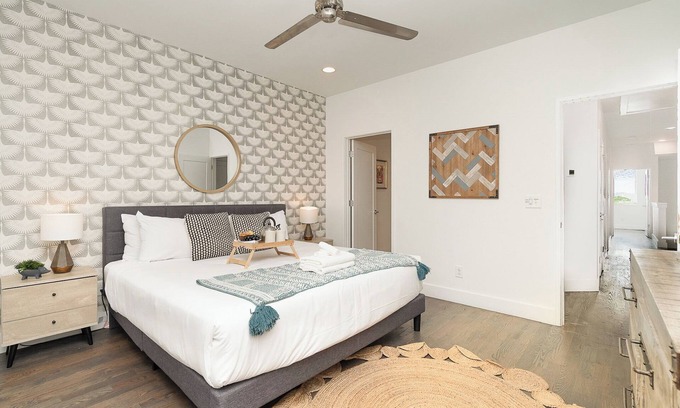 Talbot's Corner Cottage | Jade - Private Patio and Balcony - Near Germantown