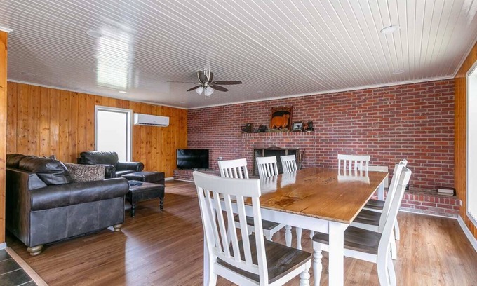 Jackson Parish House | Jamison's Place | Pond | Room for Trailers