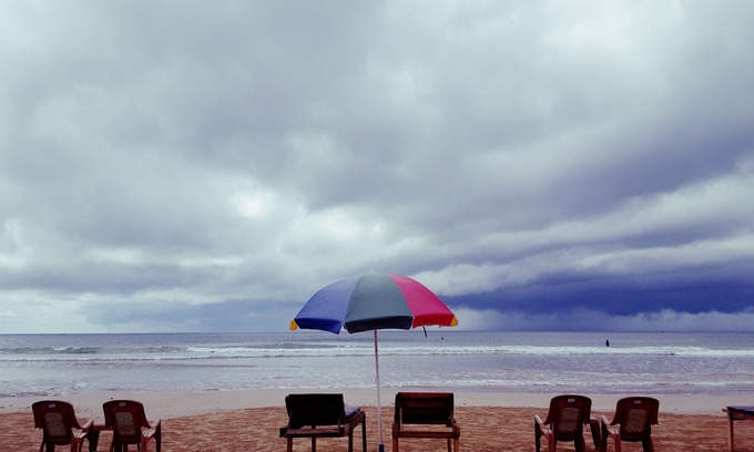 Hettimulla House | Jani Beach Resort, restaurant and surf camp