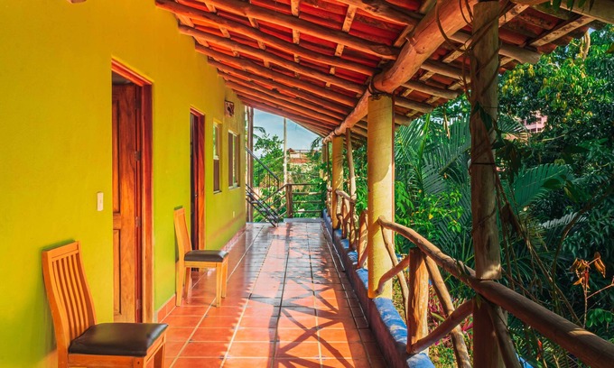 La Manzanilla Apartment | Jardines Tropicales - 3 blocks from the beach