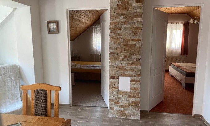Balatongyorok Apartment | Jasmin Apartman